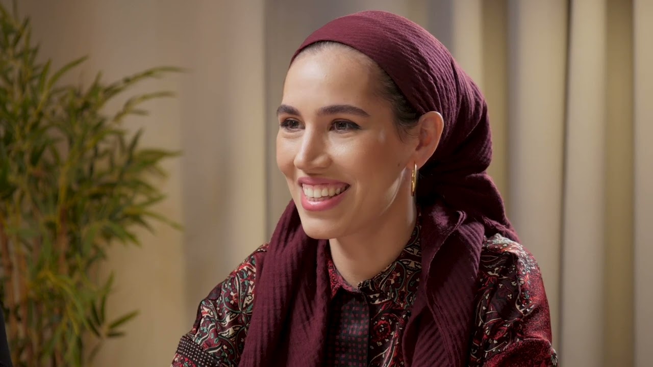 איך מרגיש ילד של בעל תשובה?ואיך מחנכים נכון במצב כזה? אפרת ברזל בראיון פתוח על דור שני לבעלי תשובה