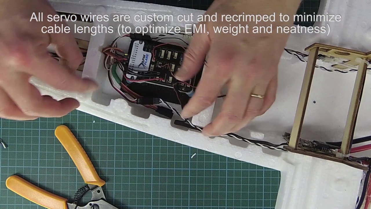XUAV Clouds Build - Part3 : Fuselage, electronics and final assembly