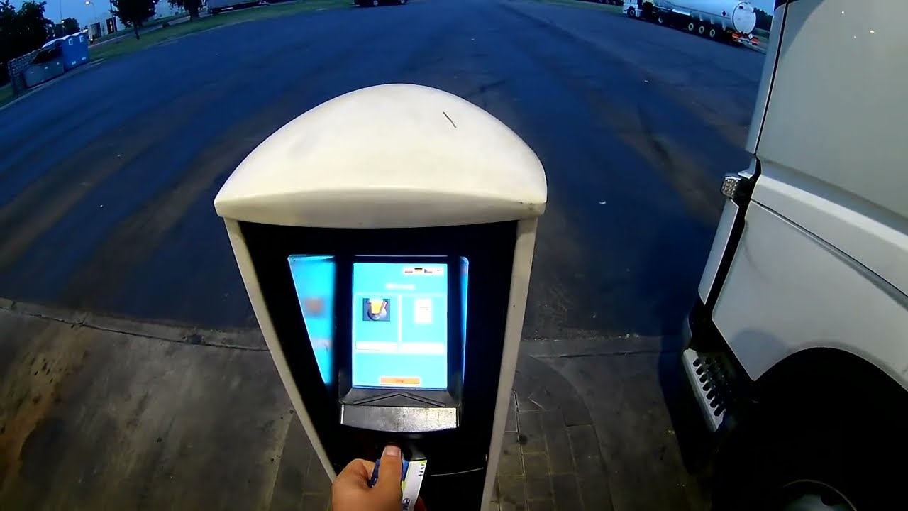 ДИЗЕЛЬ и AdBlue в БАК ФУРЫ ! ВСЕ ТОНКОСТИ ЗАПРАВКИ в ЕВРОПЕ ! Смотрите до конца! #Лайфхак с AdBlue !