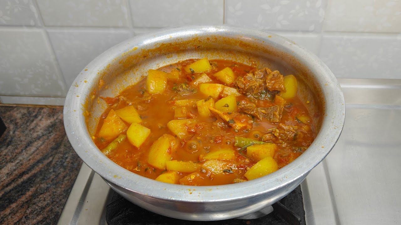 Aloo Tamate Gosht Methi Recipe || Hyderabadi Style Quick & Easy Recipe By Farhana Cooking 