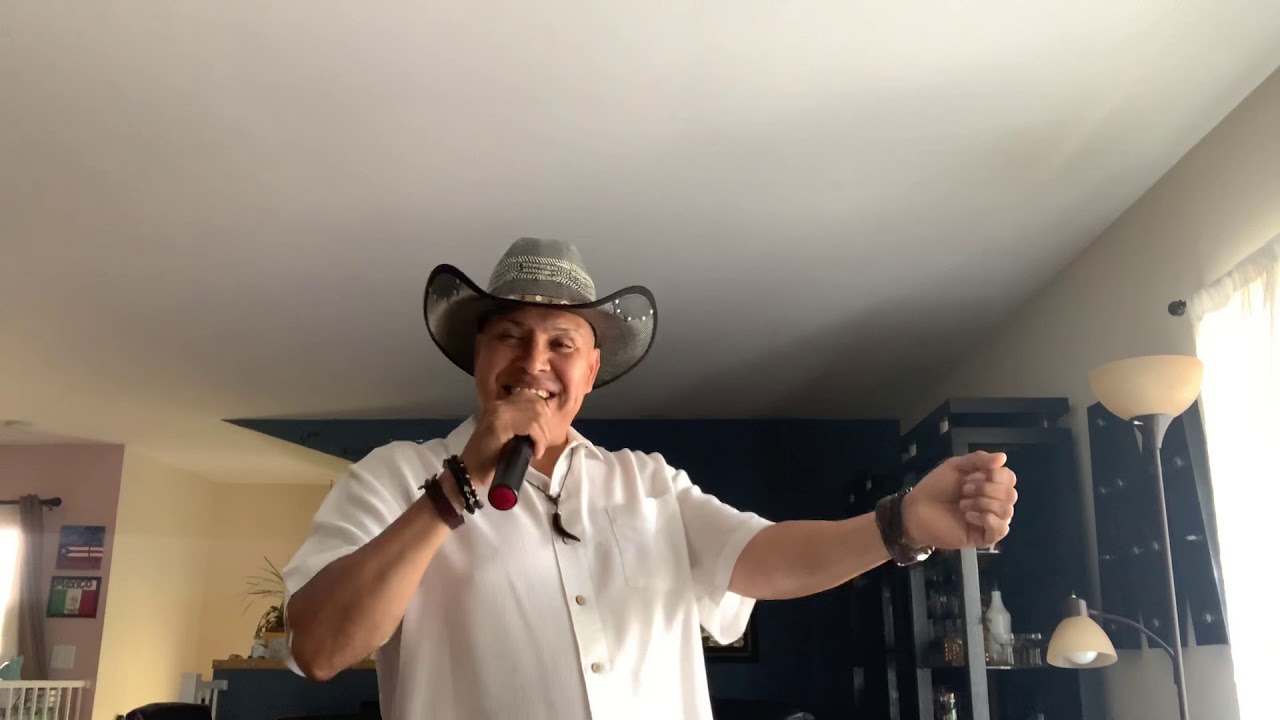 Tomas Jr Martinez (La Llerba Se Mobia)