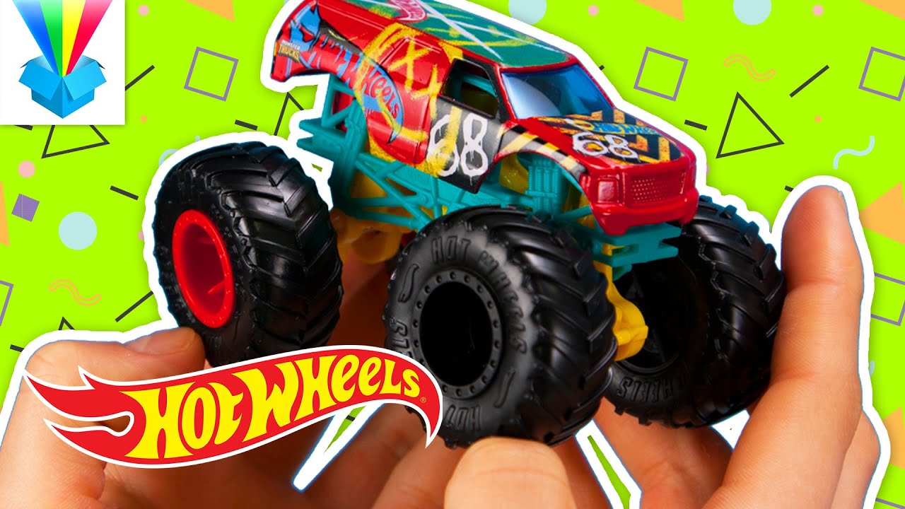 Kicsomi - ⚽ Csocsó ⚽: 🎁 Hot Wheels® Monster Trucks zúzda parkoló 😈😎
