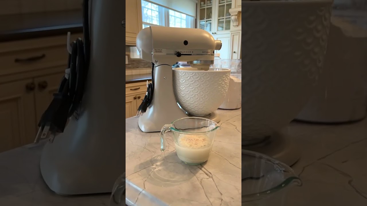 Jewish Mom&rsquo;s Secret to the Fluffiest Challah!