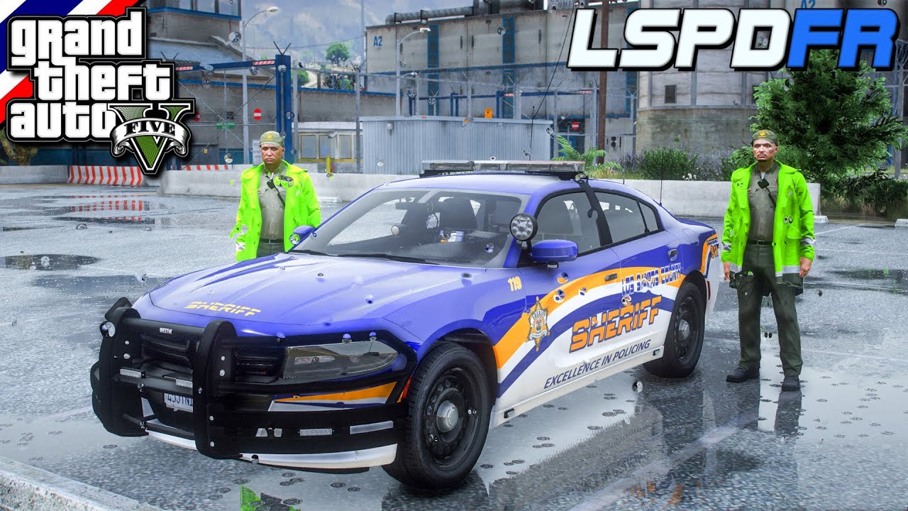 GTA V - LSPDFR มาเป็นตำรวจในเกม GTA V นายอำเภอตั้มกับ เพื่อนเควิน ทำงานช่วงฝนตก #246