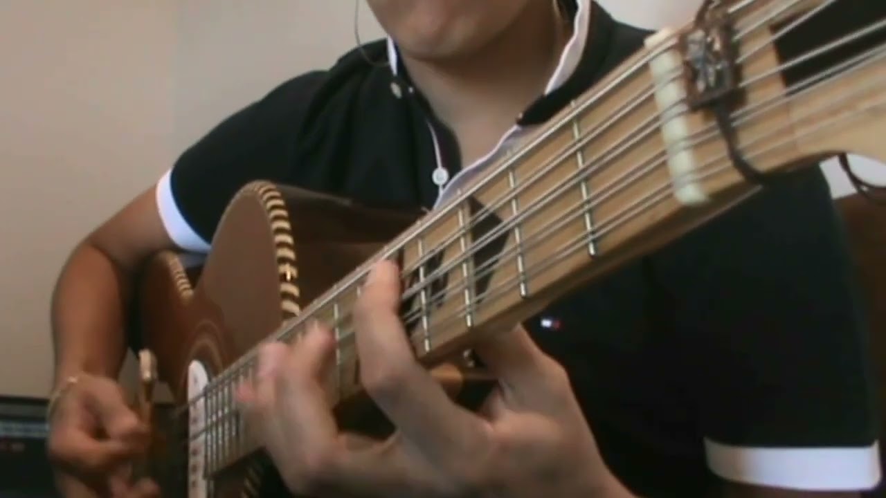 Diez Charolas - Alfredo Olivas. Cover Bajoquinto