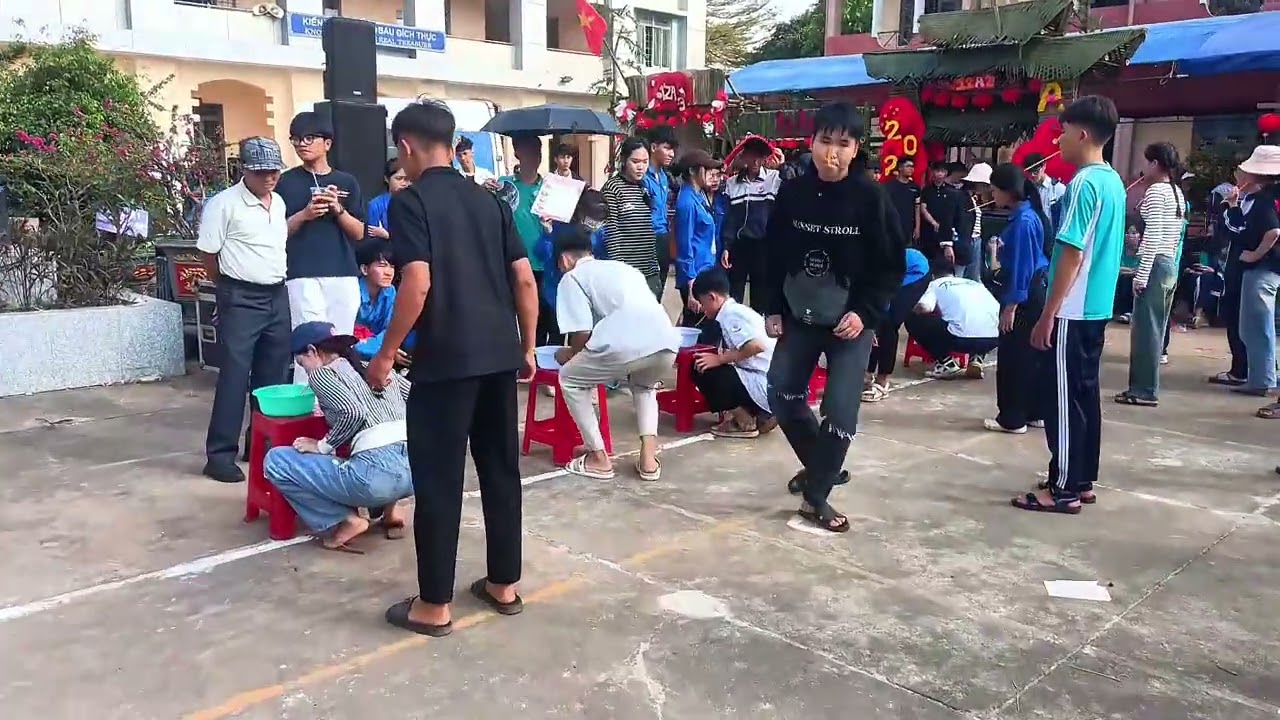 Ngày Hội Xuân Trường THPT Phạm Văn Đồng 