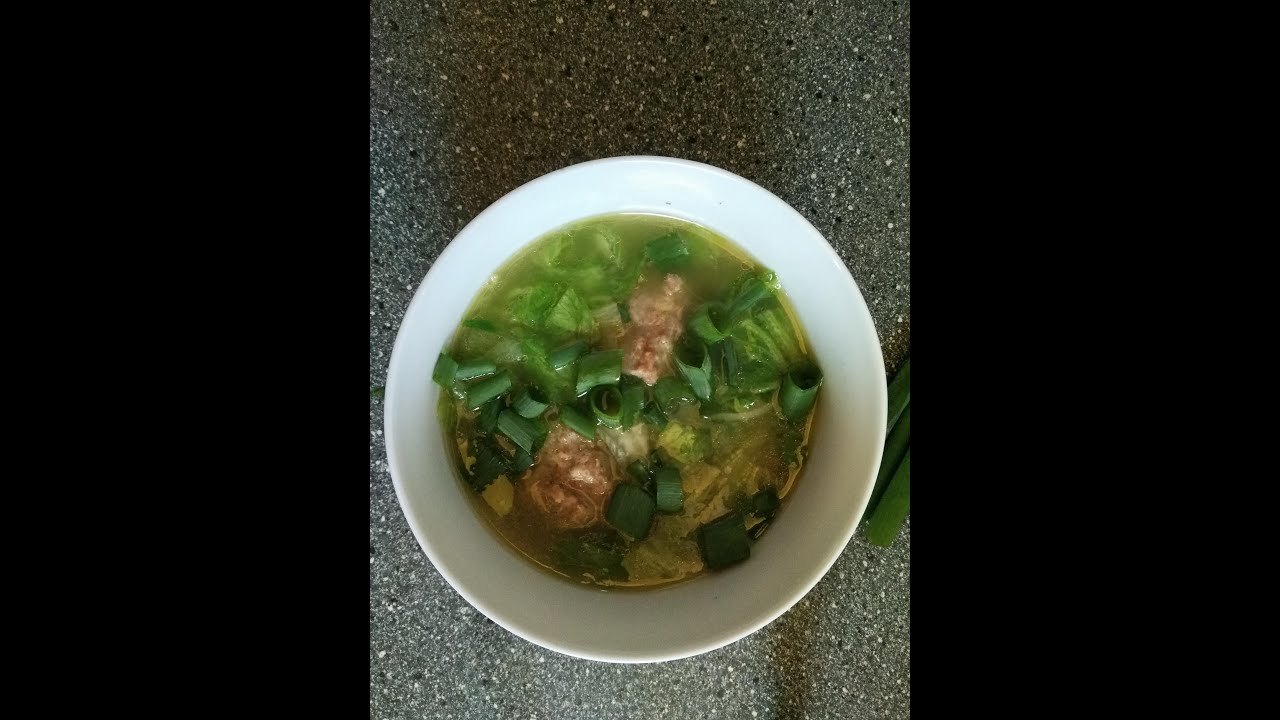 Chinesische Fleischbällchen-Suppe