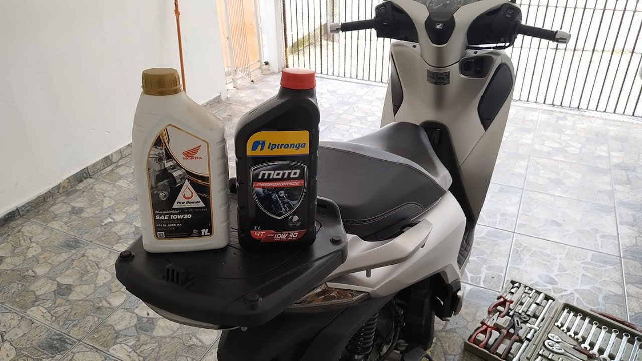 Troca de oleo do motor, da transmissão cvt e limpeza do filtro de oleo SH 150i