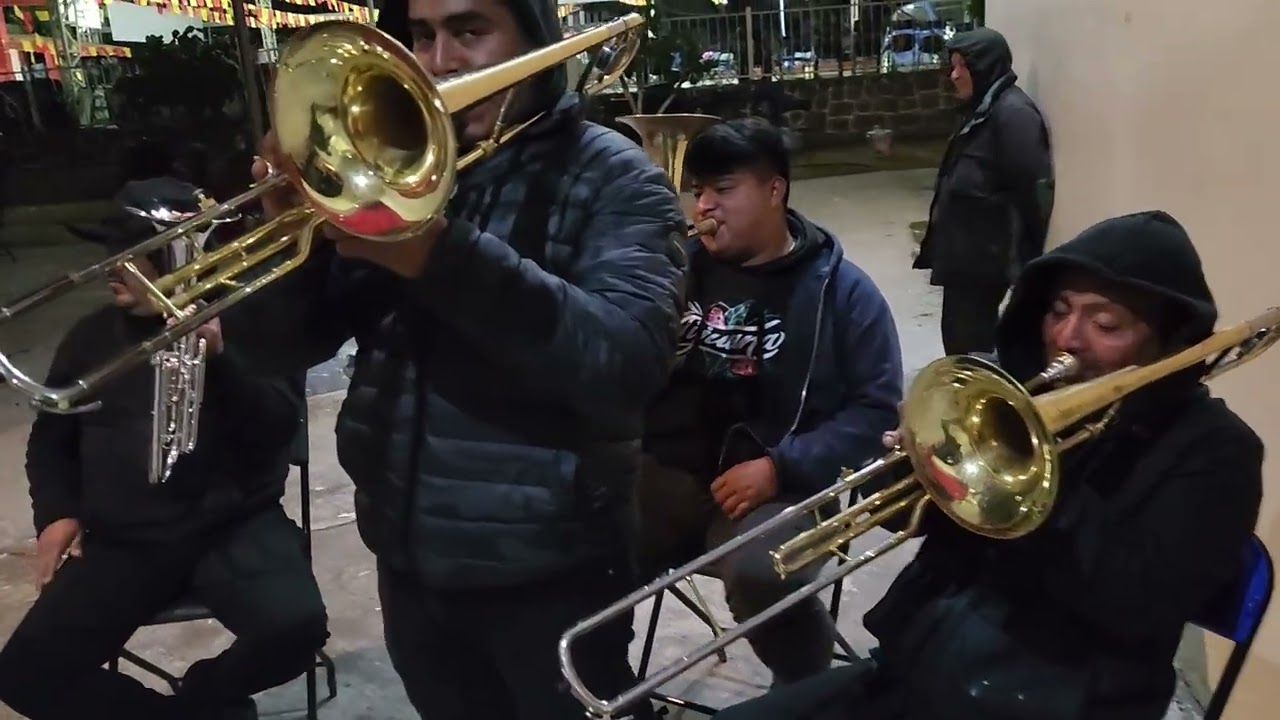 El Mayordomo Invita Banda BICENTENARIO en  San Sebastían Tecomaxtlahuaca