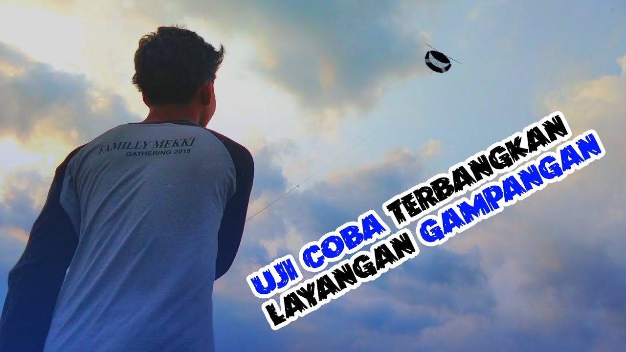 UJI COBA TERBANGKAN LAYANGAN GAMPANGAN MILIK SI ULIN DERMOJAYAN SRENGAT BLITAR