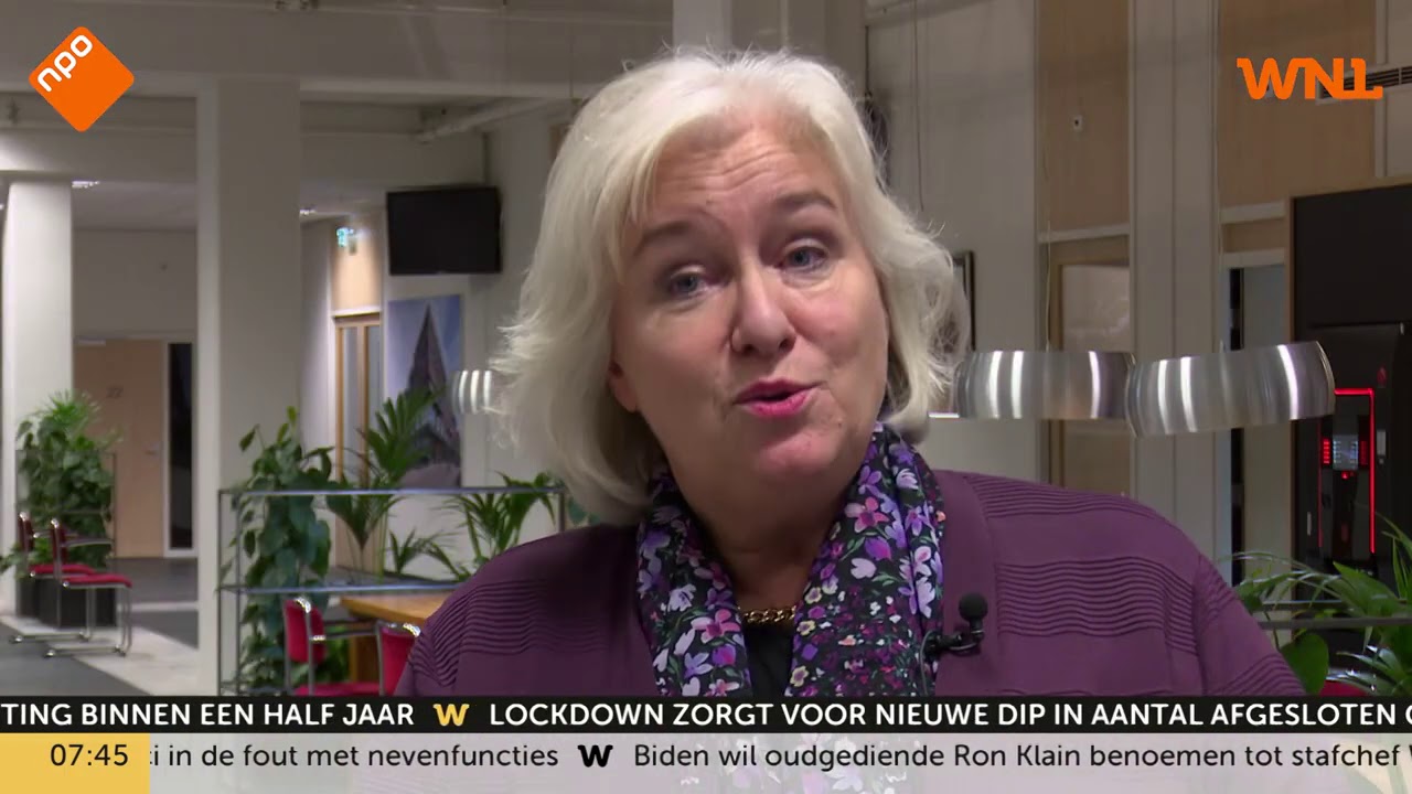 Grapperhaus wil messenverbod minderjarigen: 'ik heb ze niet eens in mijn la liggen'