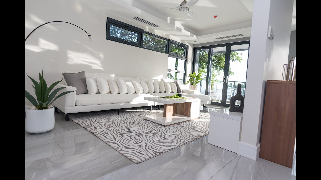 Spyglass - Luxurious Residence in Tavistock Terrace.