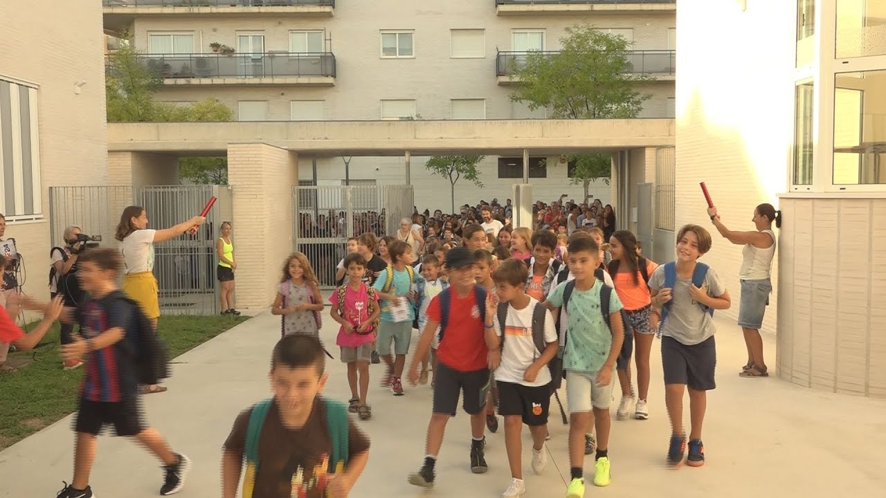 La nova Escola L'Arrabassada obre portes més d'una dècada després