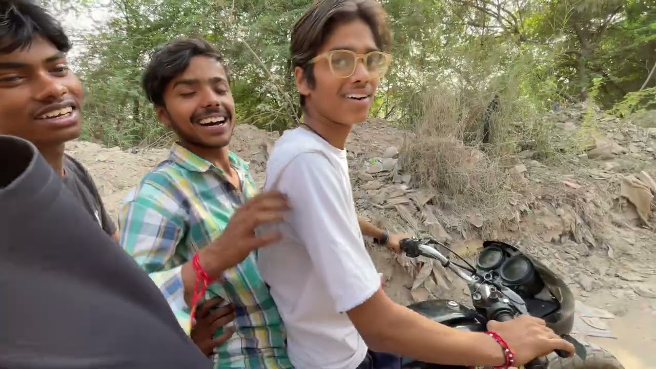 Golu bhai ki new bike😂.#minivlog #vlog 