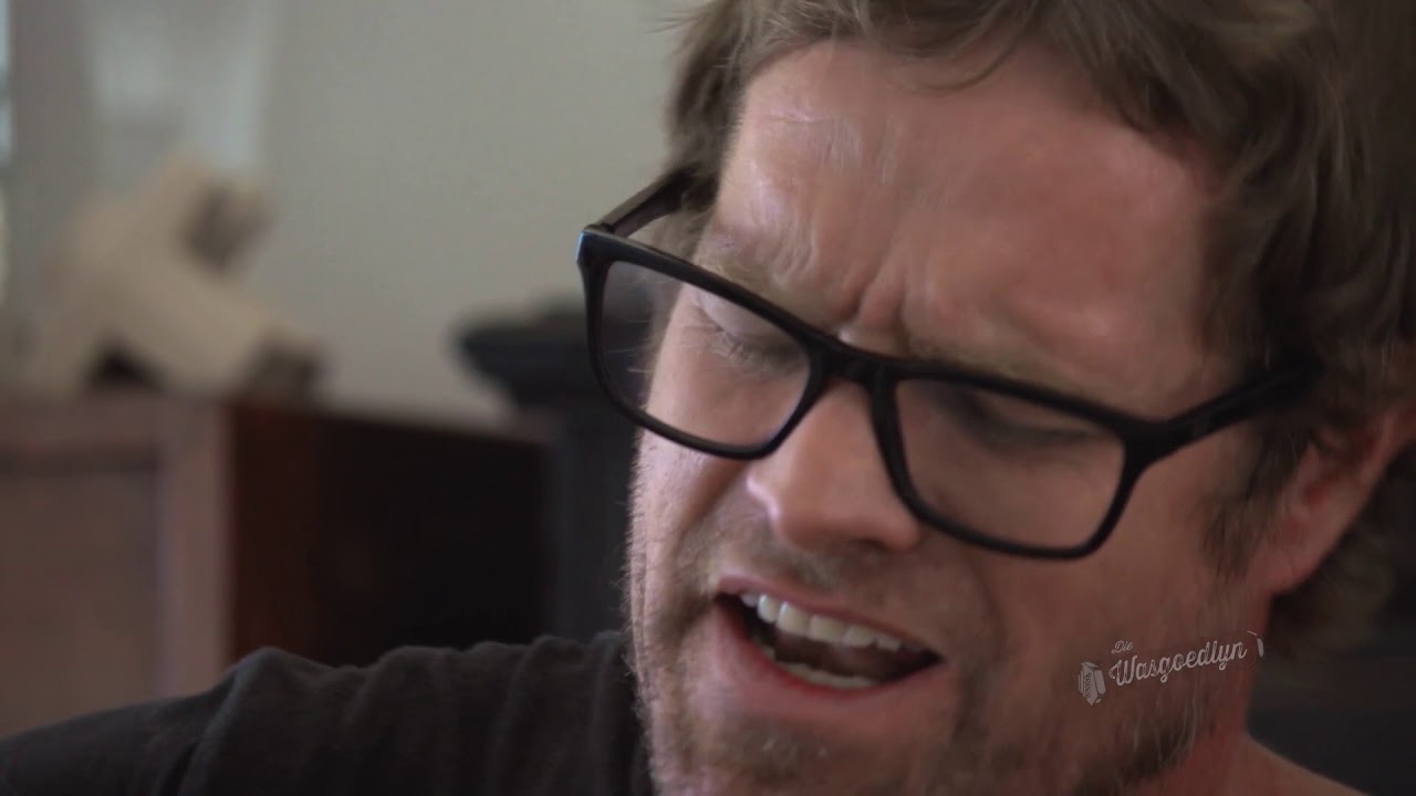 Arno Carstens - Spook (Wasgoedlyn)