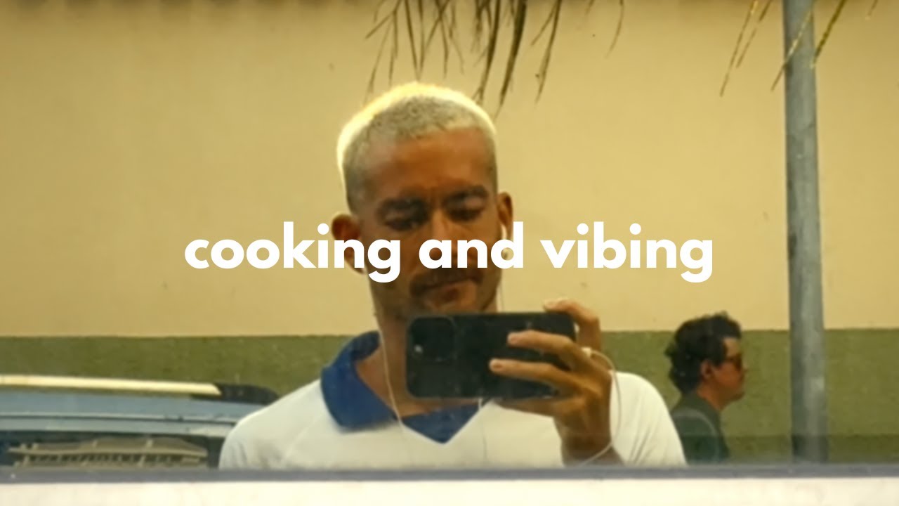 Rio de Janeiro VLOG | my tiny kitchen in the favela