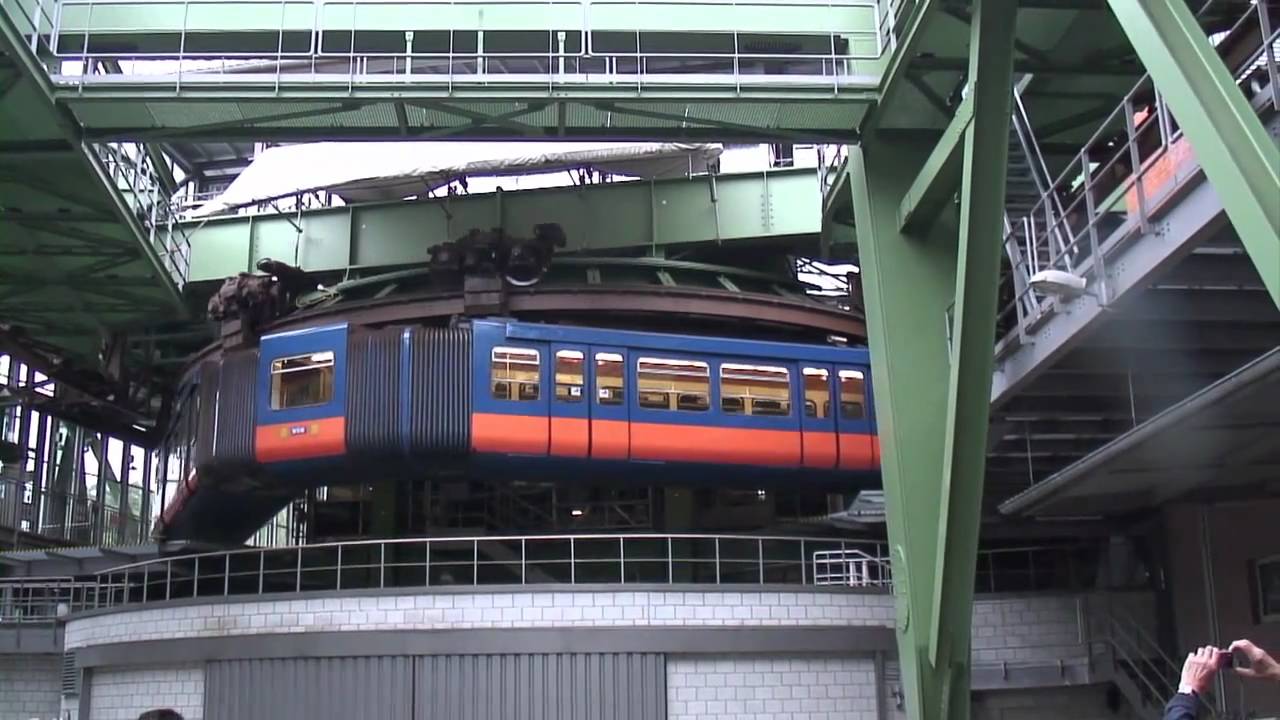 Wuppertaler Schwebebahn.mov