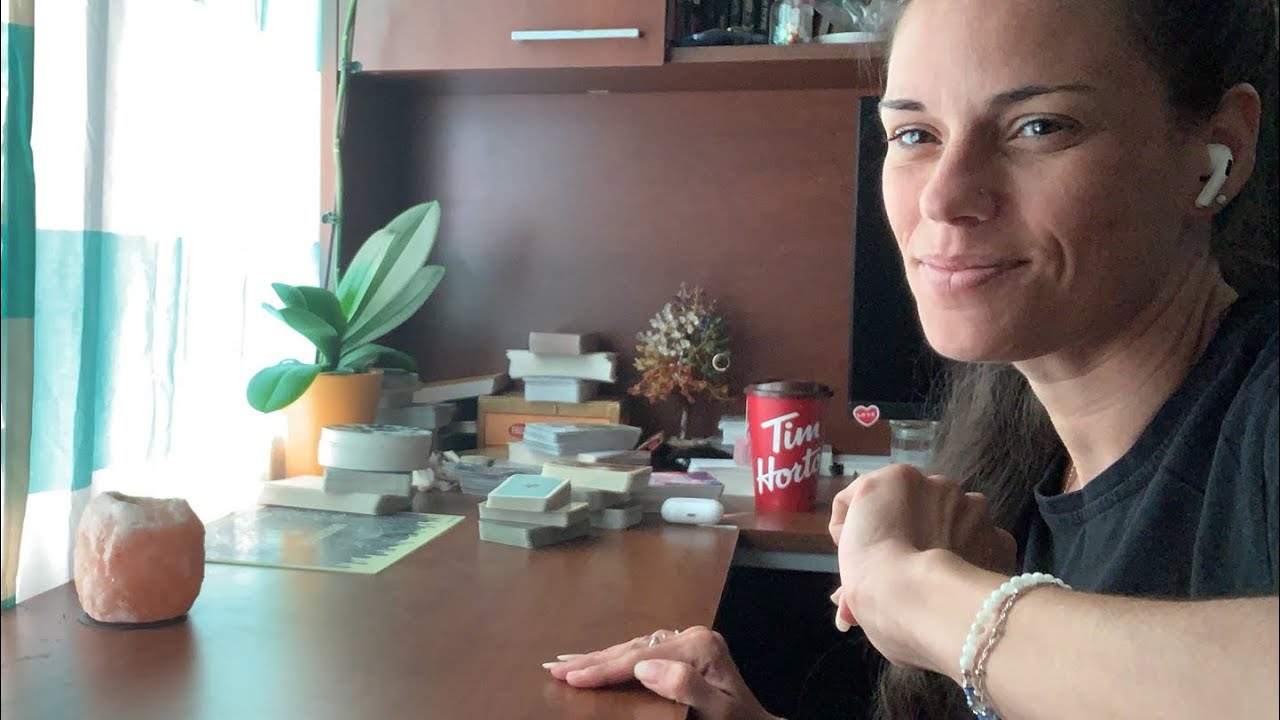 😘🥰Ваш первый поцелуй с ними😘🥰 Выберите открытку 💫Запрошено💫