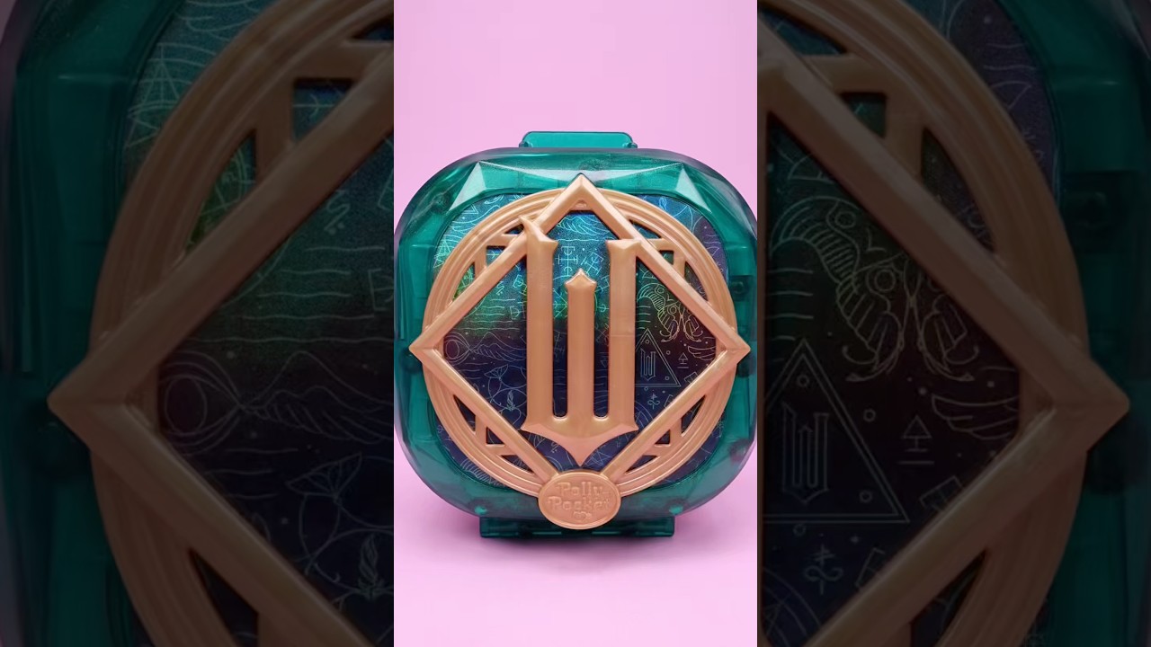 Polly Pocket x Wicked #pollypocket #wicked #wickedmusical #arianagrande #popular #toys