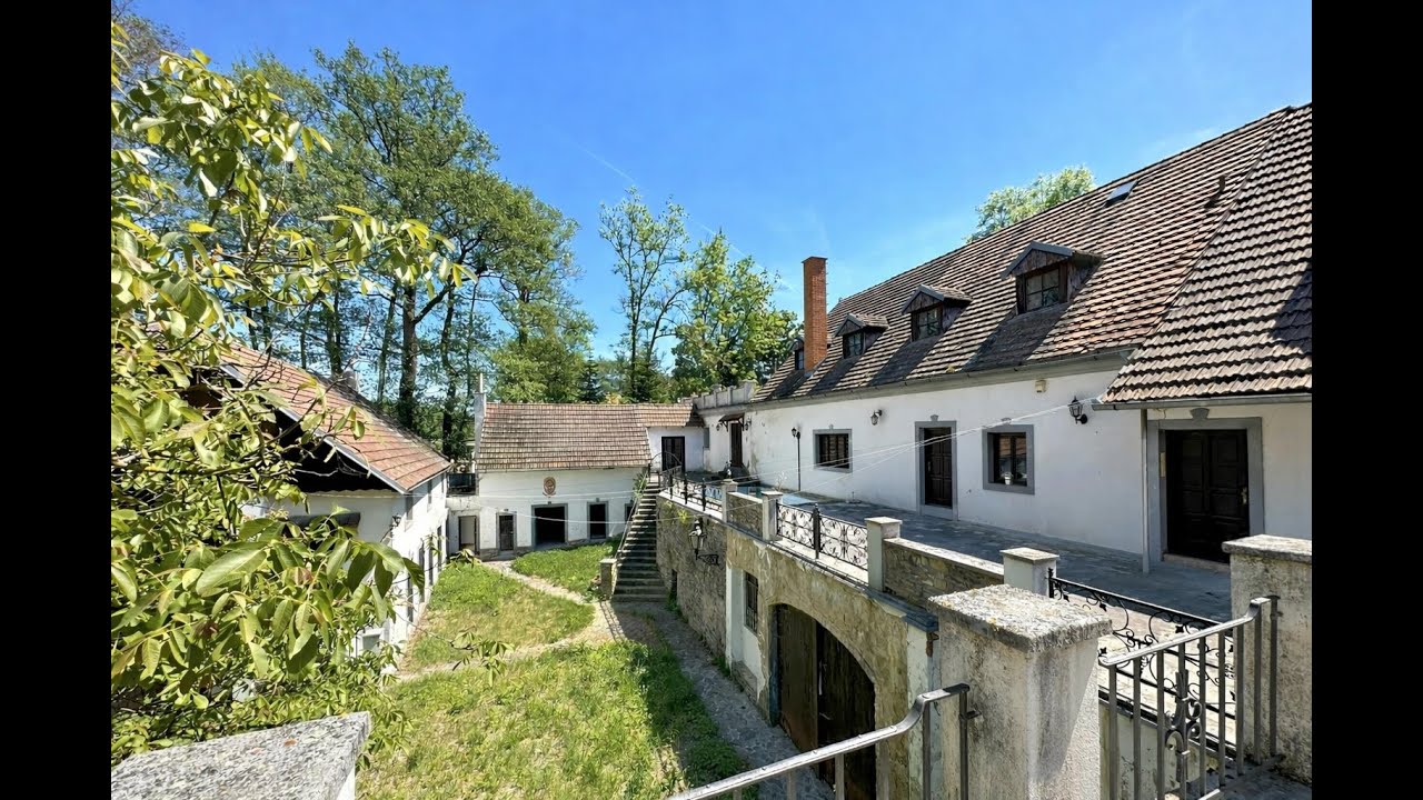 Unikátní mlýn v obci Okoř s pozemkem 7.301 m2.