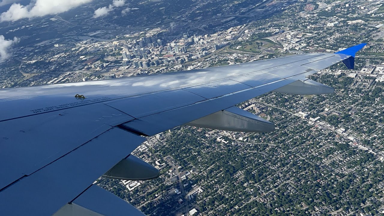 CITY VIEW Takeoff | United | Airbus A319 | Nashville