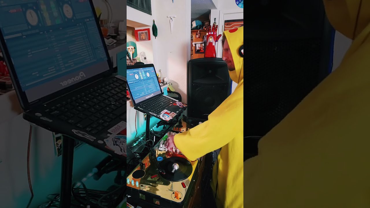 Vinyl Therapy w @Thatfunkytrumpet *jam session on the pt01s #youtube #fyp #live #dj #viralvideo