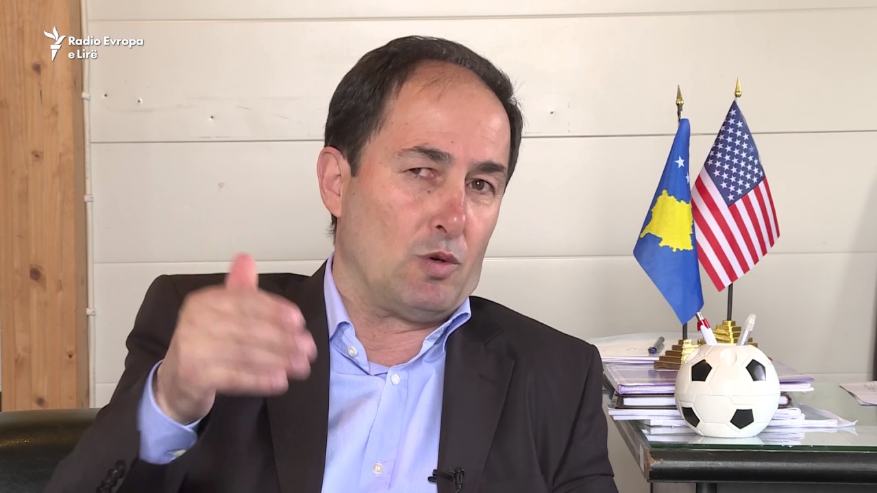 Dy emra dhe dy zile në një shkollë