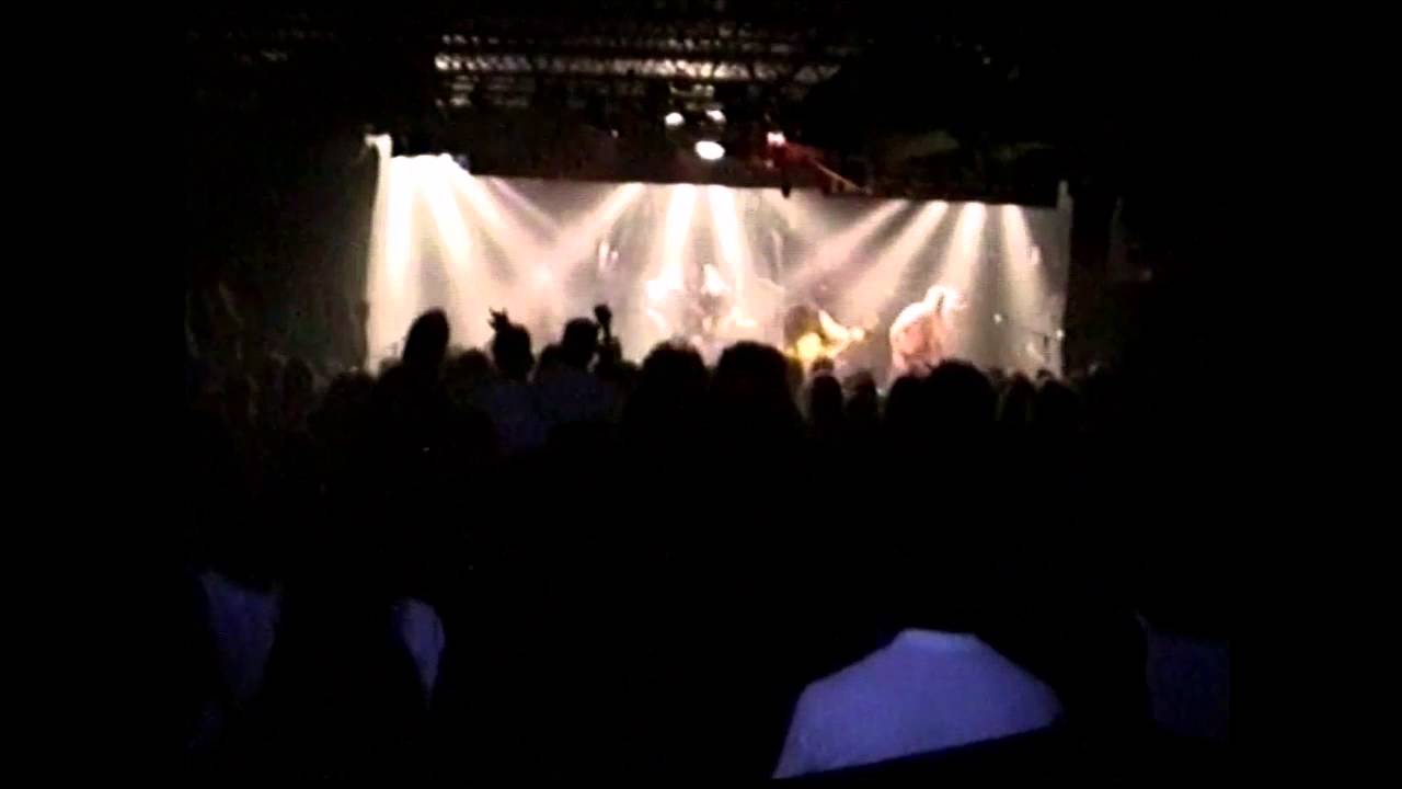DIMEBAG ( GUITAR SOLO ) 1990 THE BASEMENT  DALLAS, TEXAS