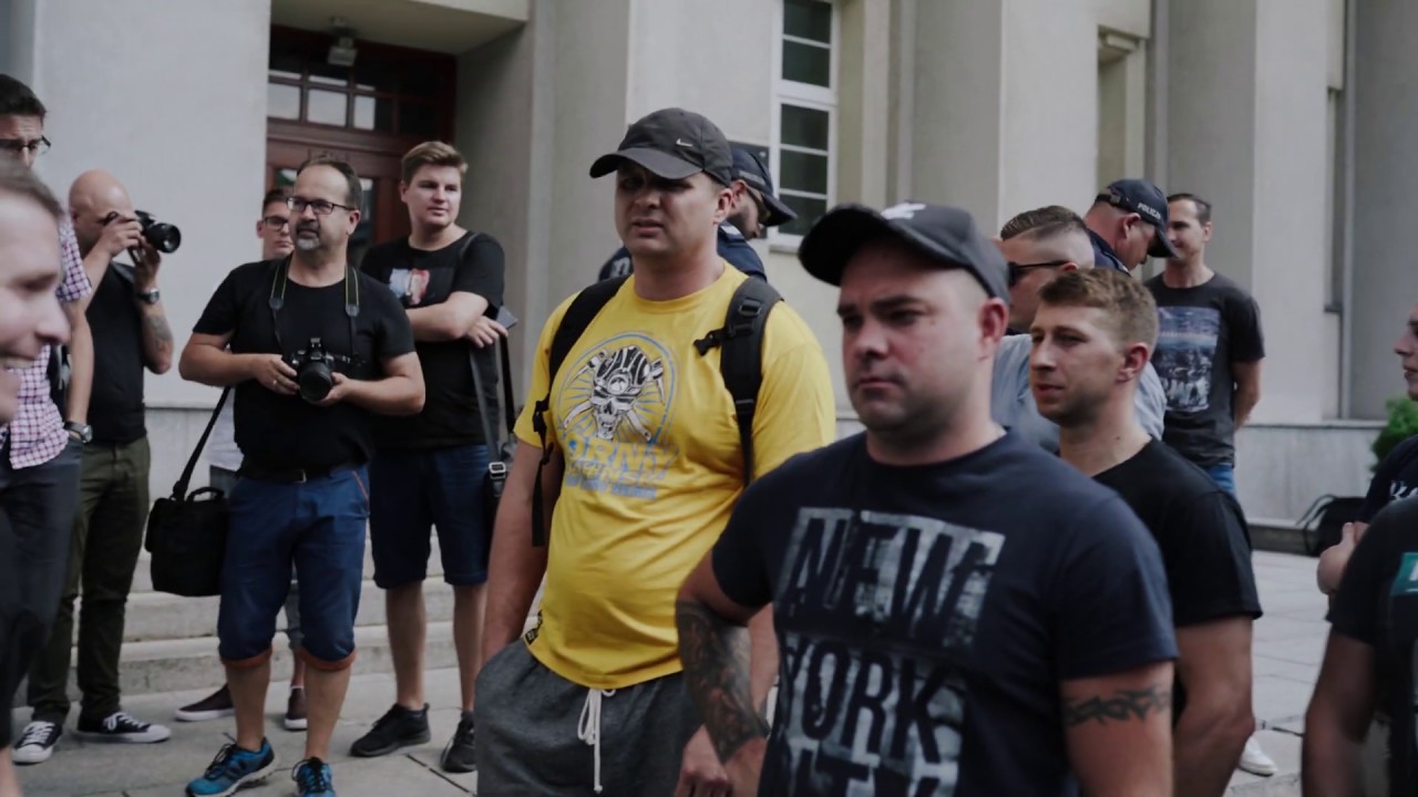 Protest górników przed siedzibą PGG w Katowicach