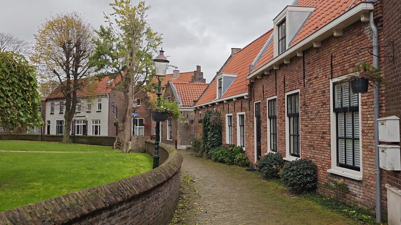Autumn Walk in Naaldwijk, The Netherlands | Just Walking | #eleonoraswalks