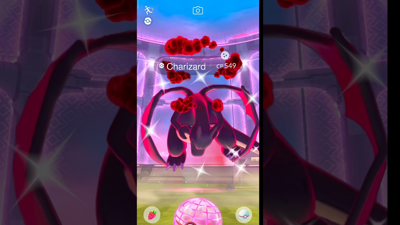 Grab shiny dynamax Charizard on Last day #shorts #shiny #charizard #dynamax #ultragoo #exclusive