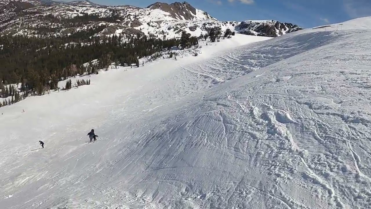 Kirkwood - Chair 4 - Skiing Upper Devil's Draw