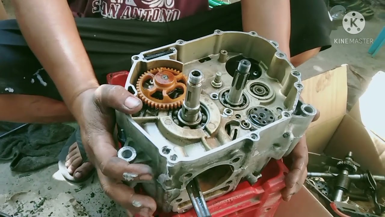 Paano mag-buo ng makina ng Kawasaki CT100