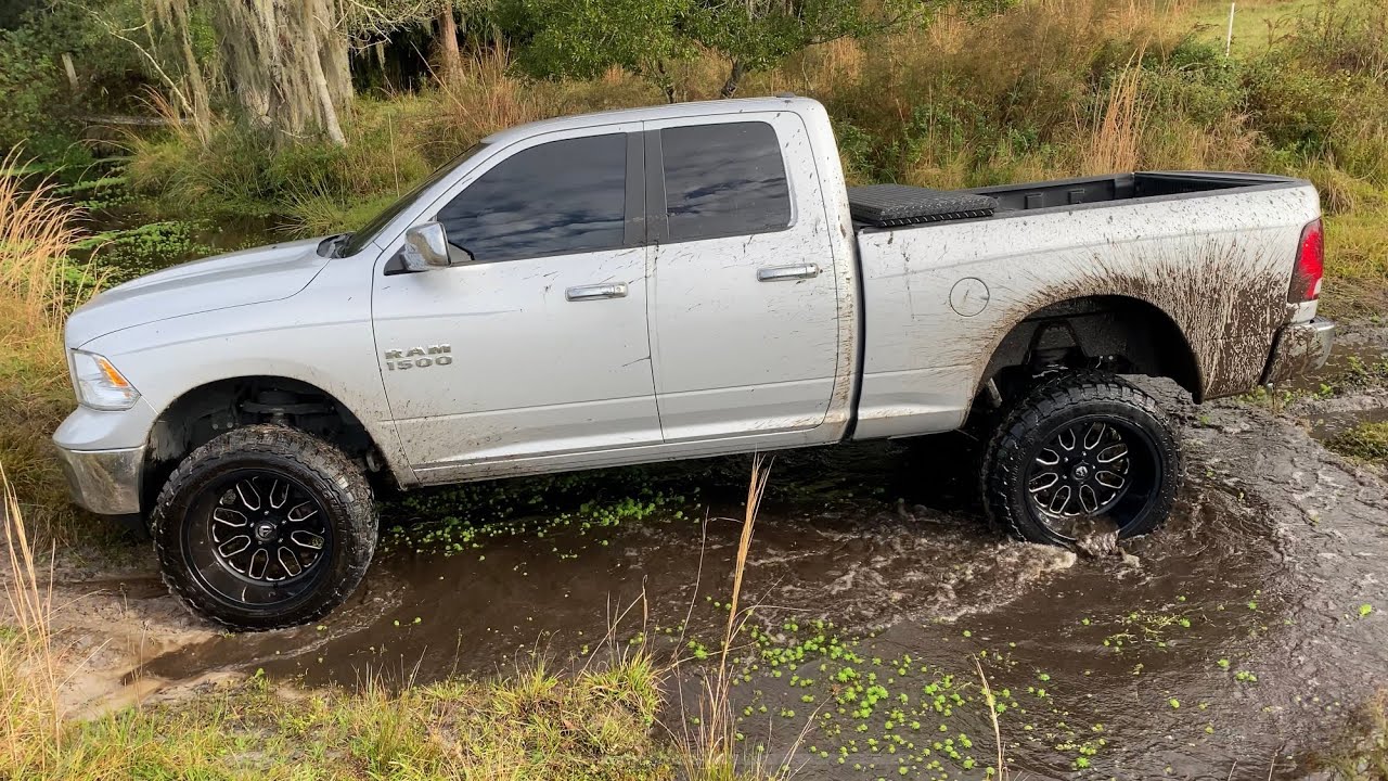 Lifted Ram 1500 Off Road 4x4 | In the Mud/Donuts