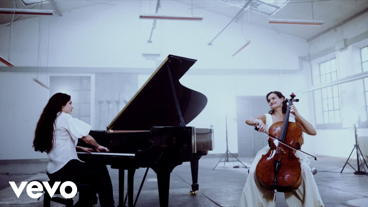 Olga Scheps, Raphaela Gromes - Chopin - Nocturnes, Op. 32/II. Lento