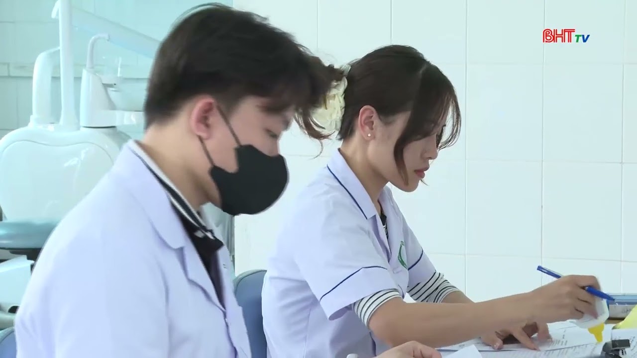 Nhân lực chất lượng cao, nền tảng phát triển y tế Hà Tĩnh