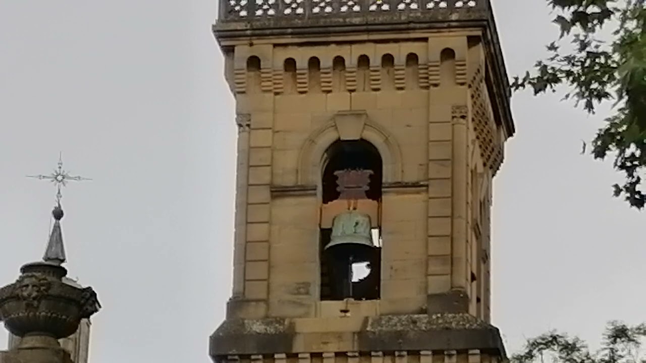 Sonido de campanas de la iglesia de San Lorenzo de Pamplona en toque diario