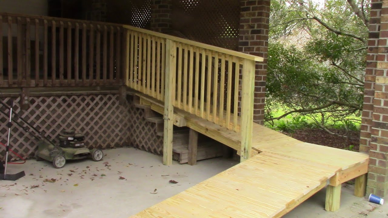 372 Deck Ramp Railing