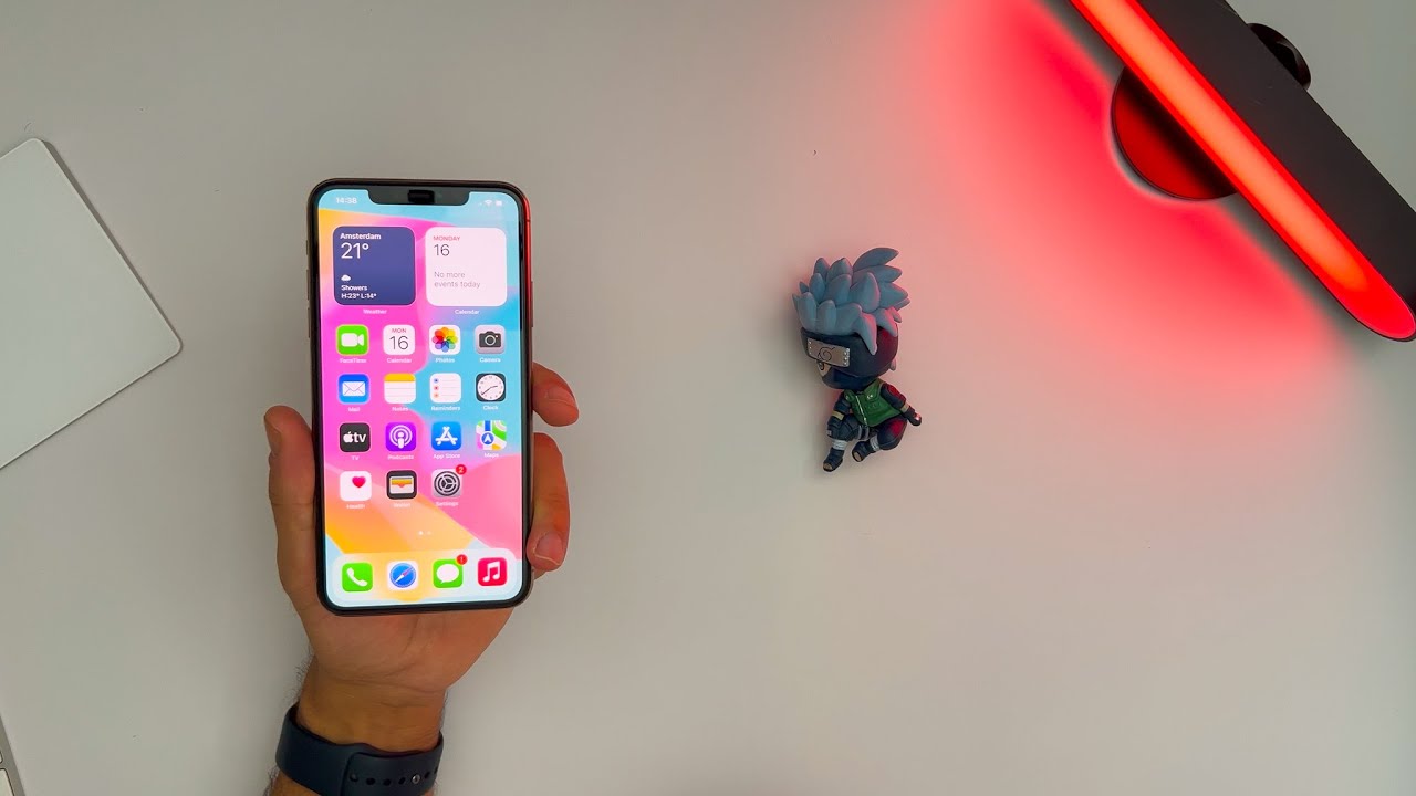 iPhone 11 Pro Max in 2022 - Still Worth it?