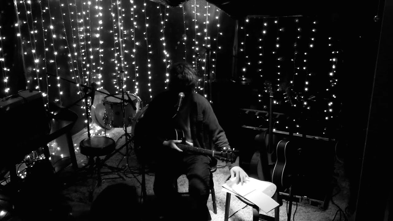 01.16.2026 - YELLOW OSTRICH - FRESH CUTS //full set\\