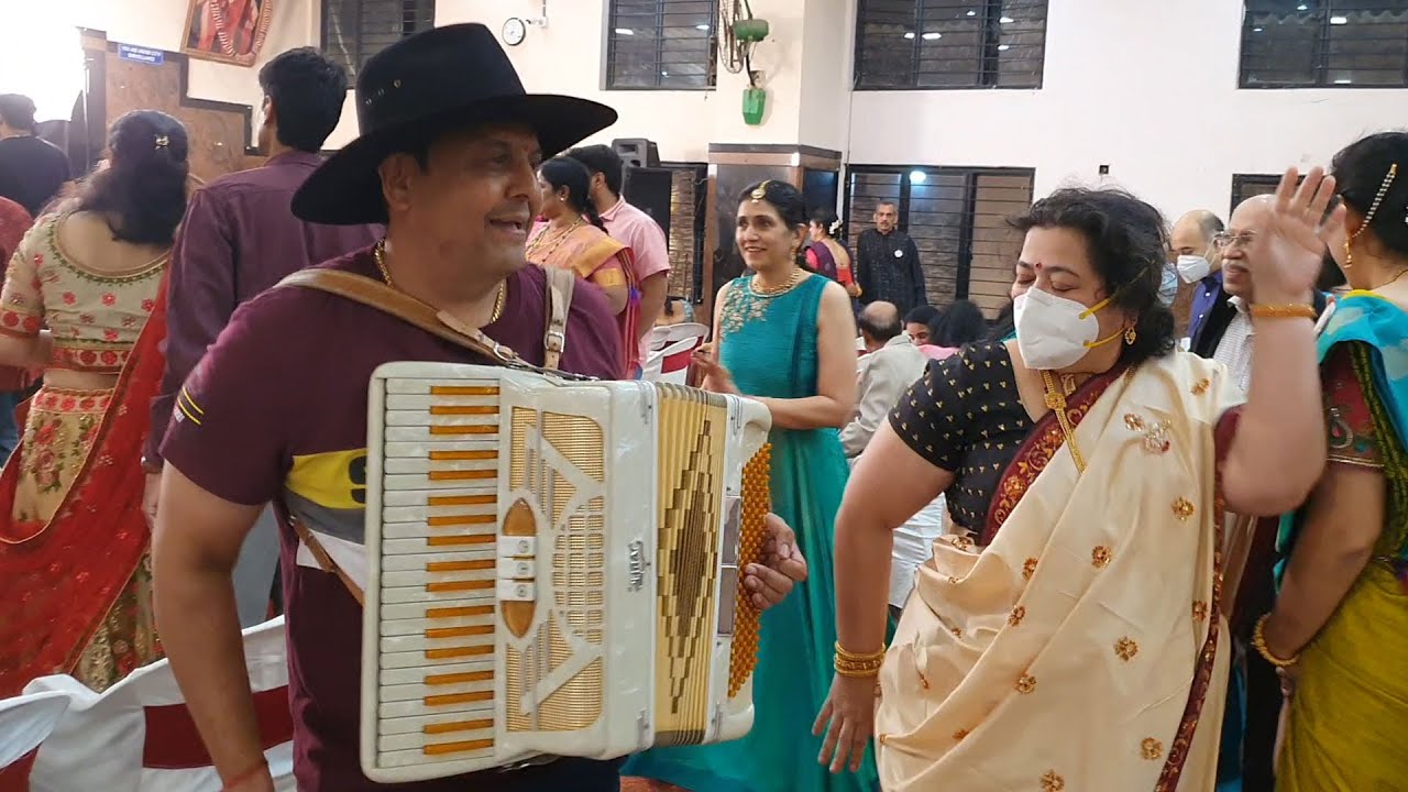 Chala jata hoon hindi song Instrumental on Accordion by SJ Prasanna (9243104505 , Bangalore)