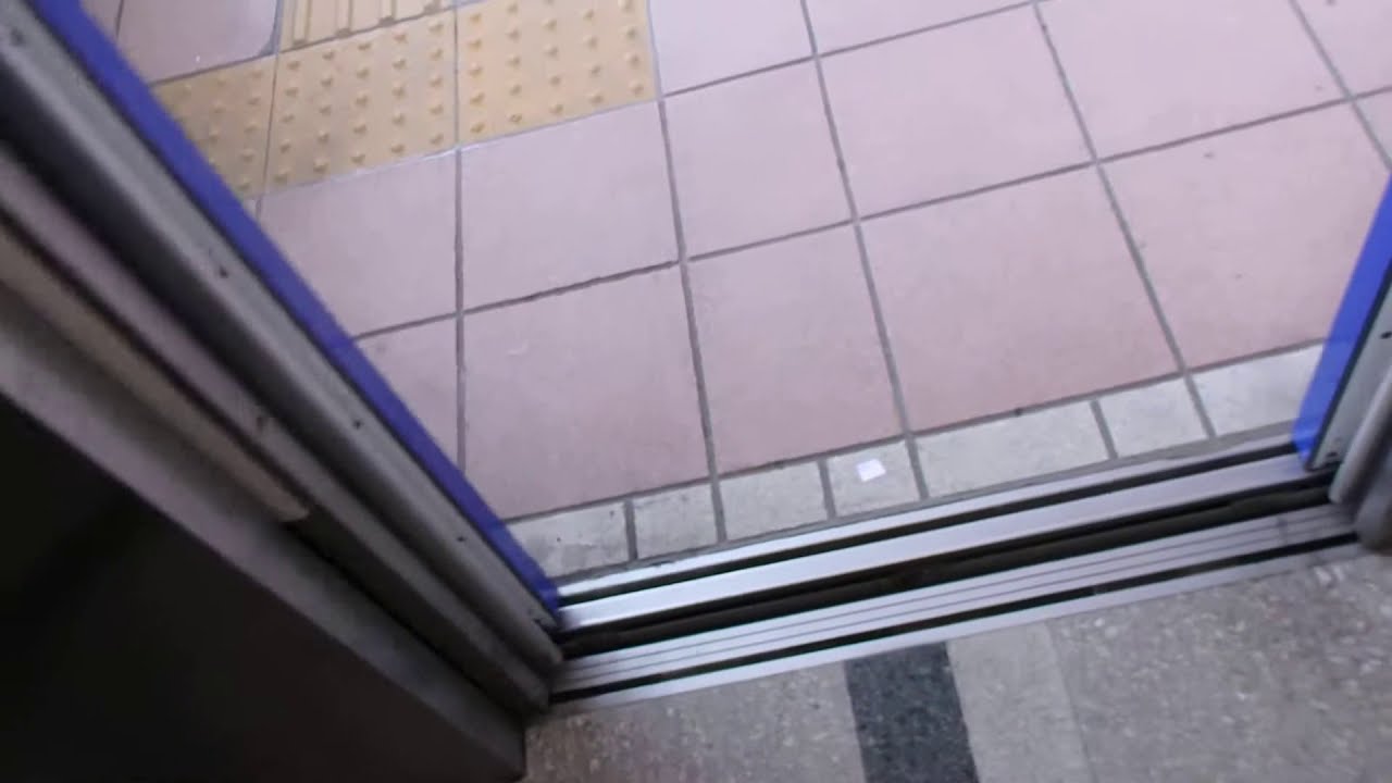 HAPPY ELEVATOR! 西武池袋線秋津駅2番線 三菱製エレベーターMITSUBISHI Traction Lift/Elevator Tokyo Japan