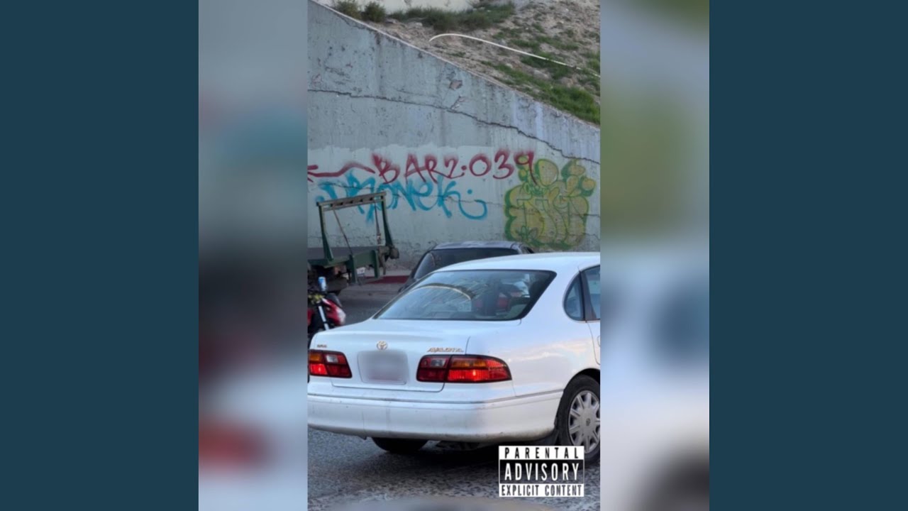 Rayando la barda (feat. Kotzer)