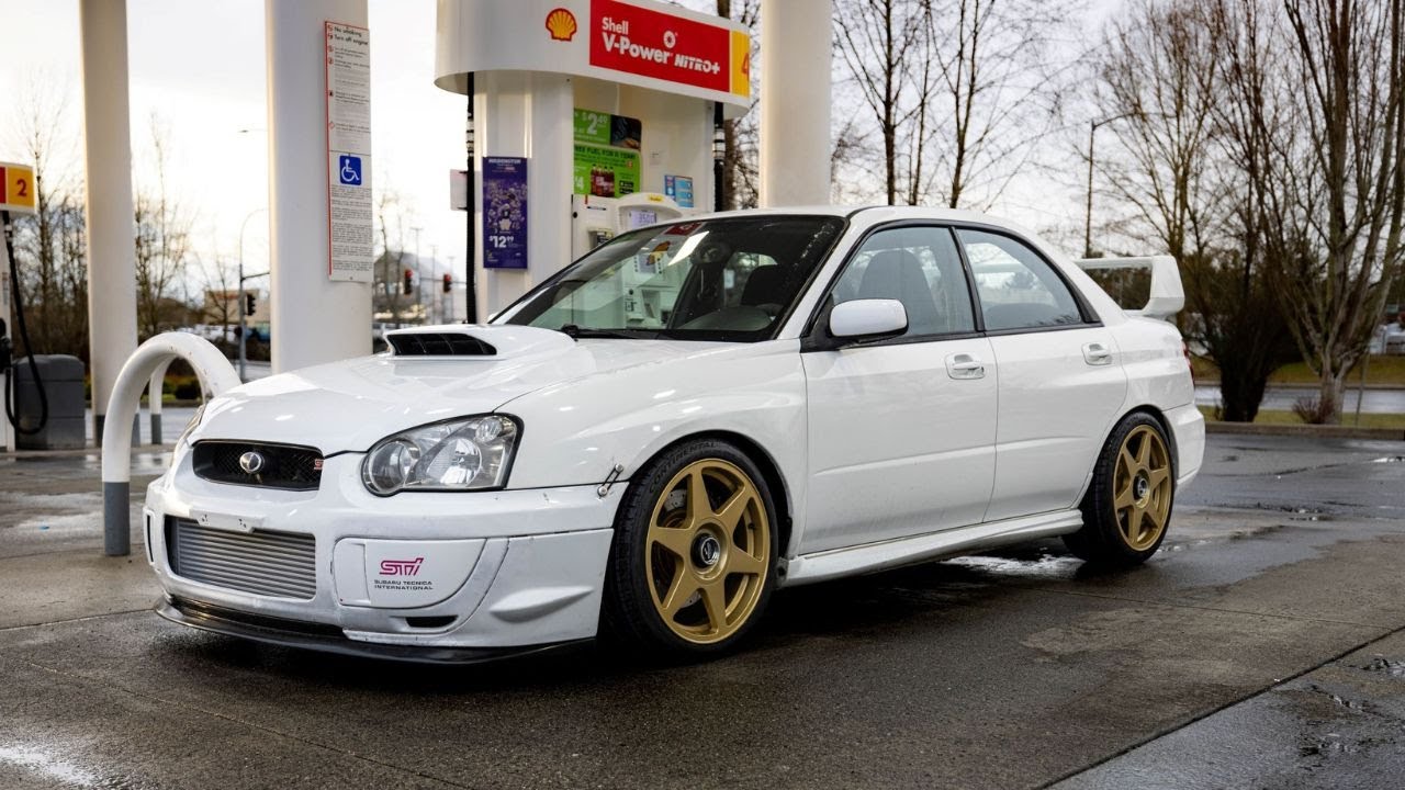 Заброшенный Subaru WRX STI 2004 года наконец-то вернулся к своей первоначальной славе!