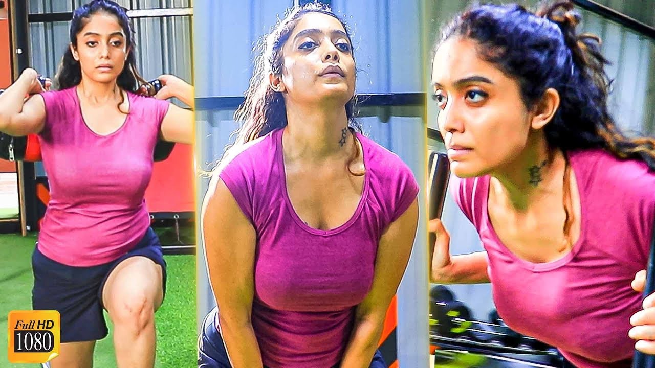 Bigg Boss Abhirami Sweats it out! Intense Workout Session -  Don't Miss It
