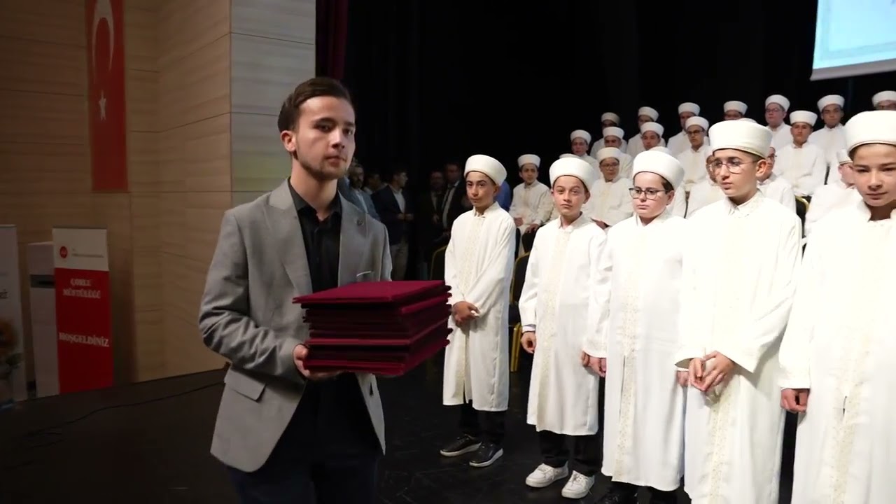 TRAKYANIN İNCİSİ HAFIZLIĞIN ÖNCÜSÜ ÇORLU 2025 HAFIZLIK İCAZET PROGRAMI