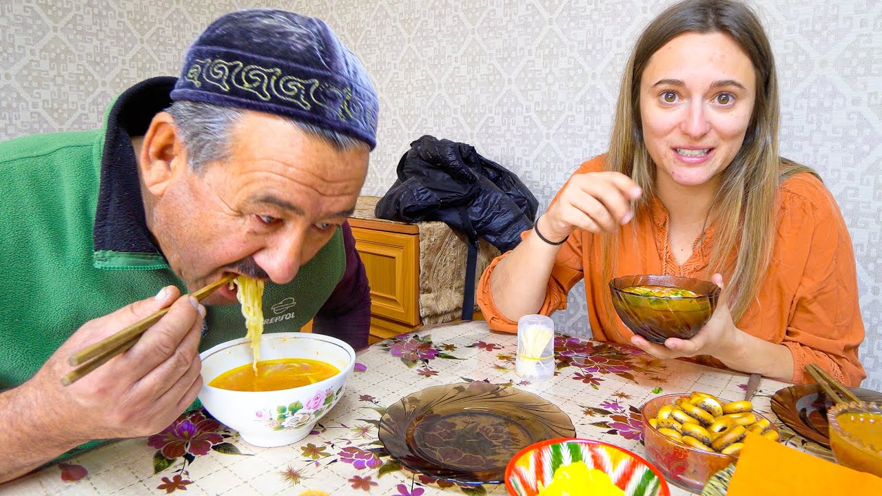 Мусульманская уличная еда | УЙГУРСКАЯ КИТАЙСКАЯ домашняя еда + ХАЛЯЛЬНАЯ уличная еда в Кыргызстане!