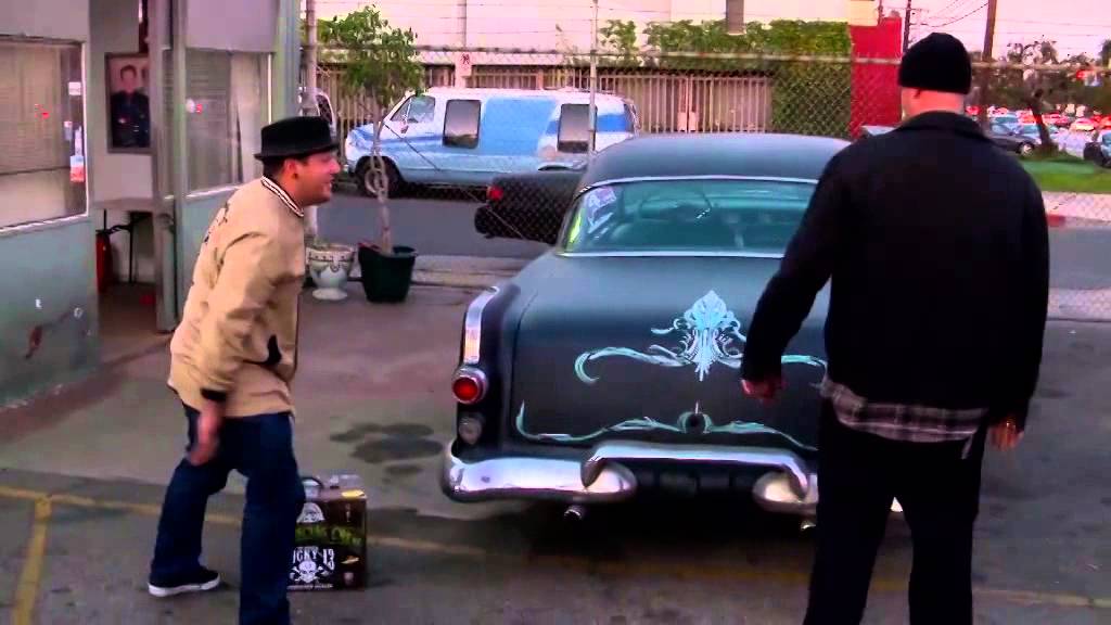 Turn & Burn: Pin Striping Pontiac Star Chief