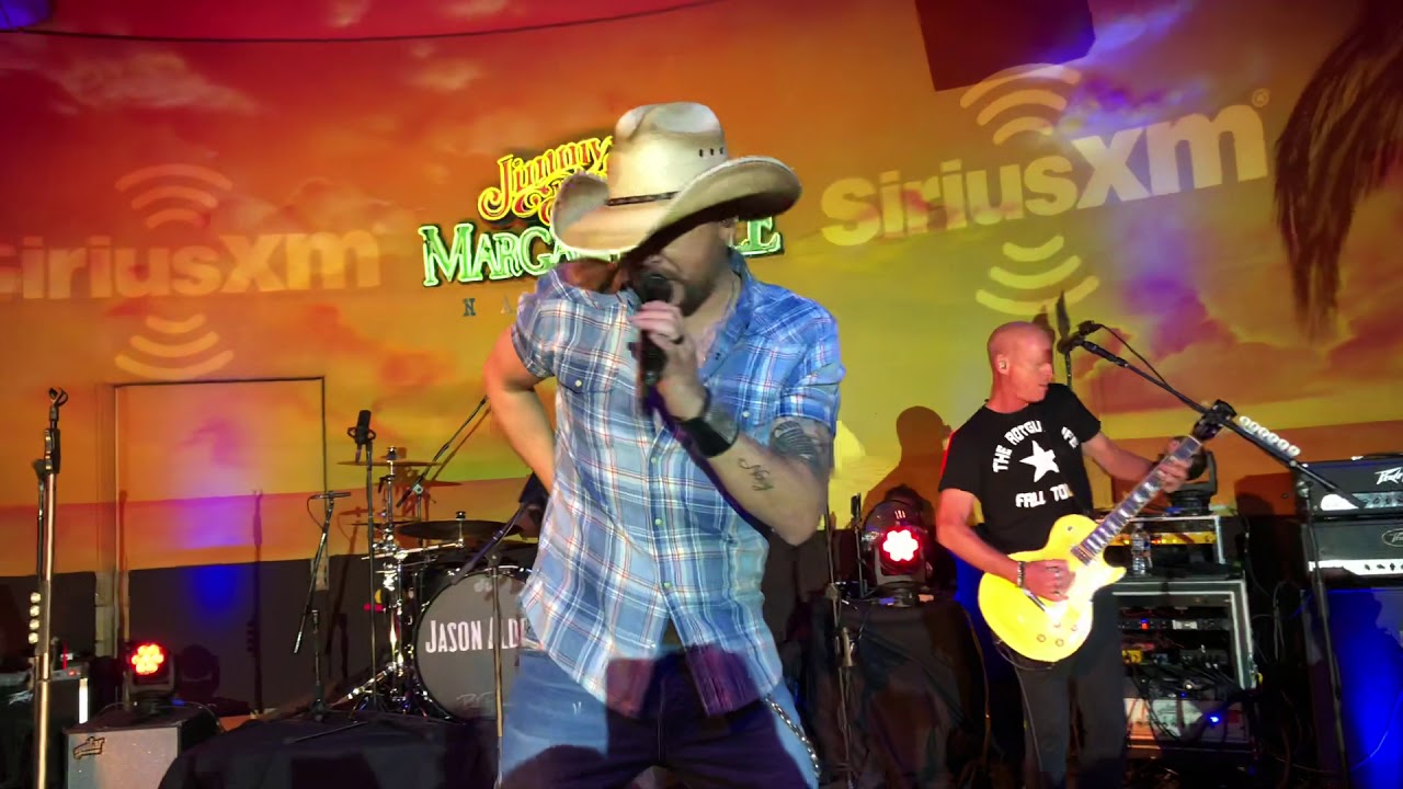 Jason Aldean She’s Country