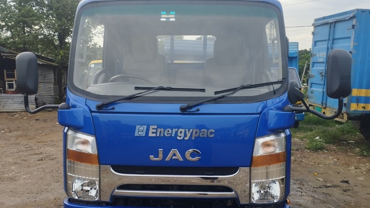 মাত্র ১৩৫১৮ কিলো চলা JAC শোরুম কন্ডিশনের গাড়ি বিক্রি হবে। মডেল ২০২২, রেজি-২০২২(০৬) ঢা.মে.ন- ২৩-১৮২১